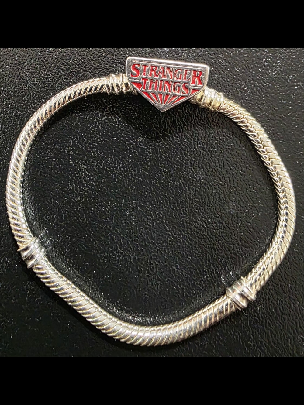 Authentic Pandora x Stranger Things Friends Don't Lie Bracelet S925 - Size 16cm